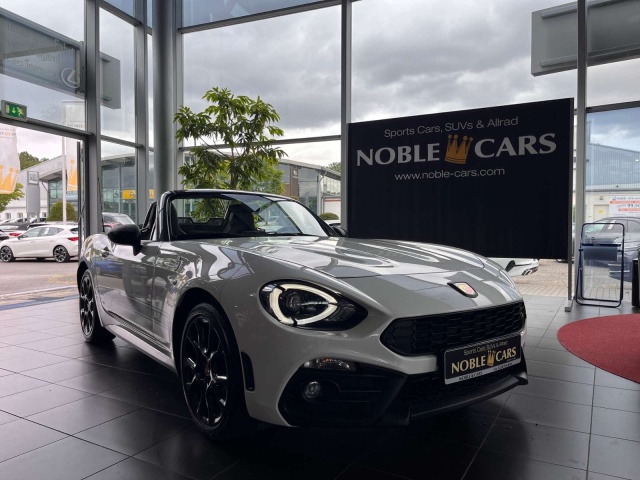 Abarth 124 Spider