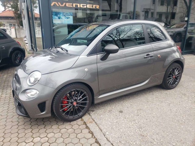 Abarth 595 Competizione