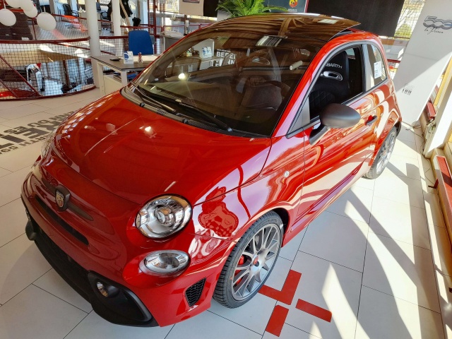 Abarth 695