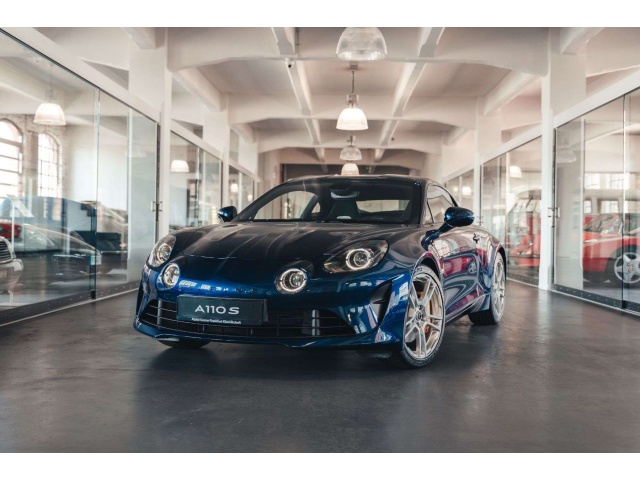 Alpine A110