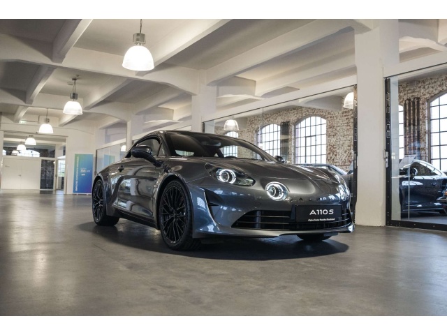 Alpine A110