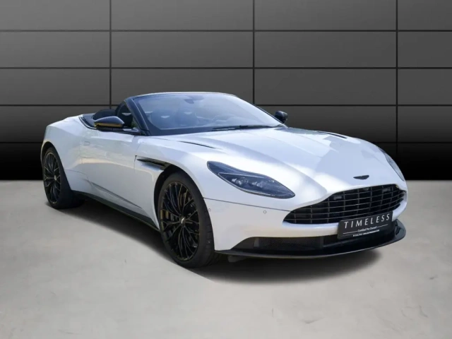 Aston Martin DB11