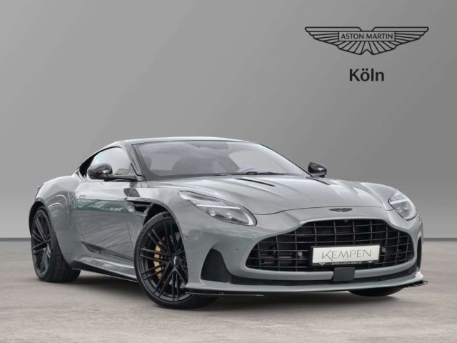 Aston Martin DB12