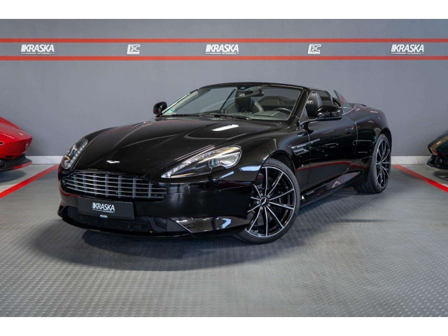 Aston Martin DB9