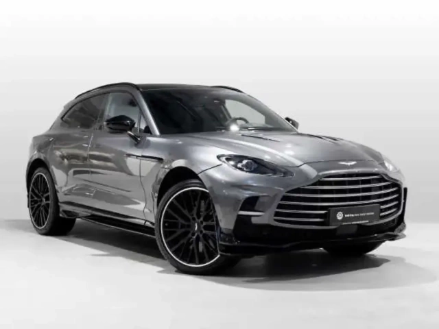 Aston Martin DBX