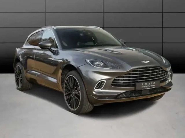 Aston Martin DBX