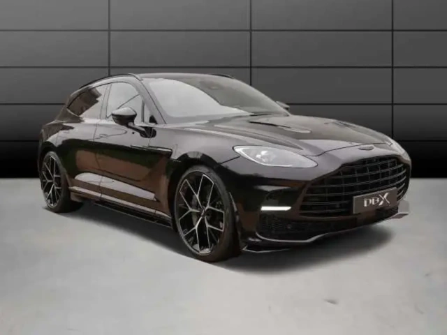 Aston Martin DBX