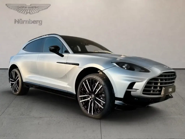Aston Martin DBX