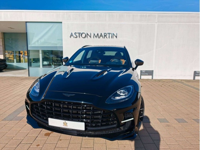 Aston Martin DBX