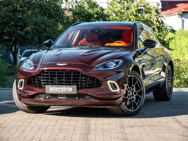 Aston Martin DBX