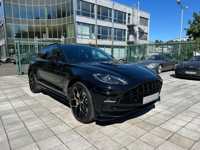 Aston Martin DBX