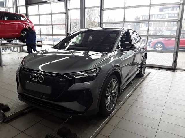 Audi Q4