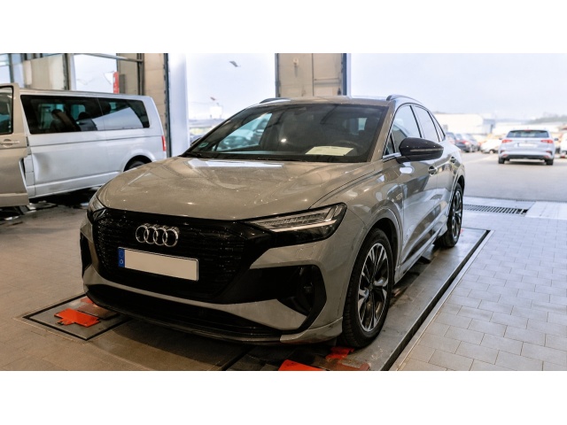 Audi Q4