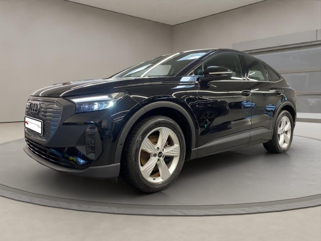 Audi Q4