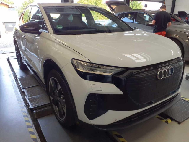 Audi Q4