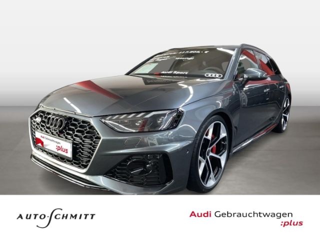 Audi RS4