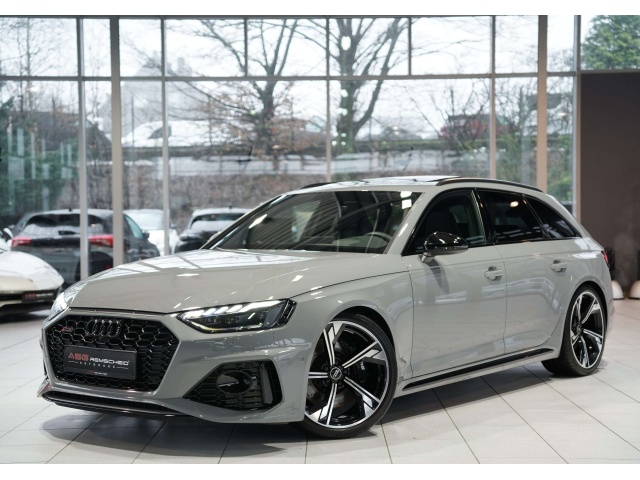 Audi RS4