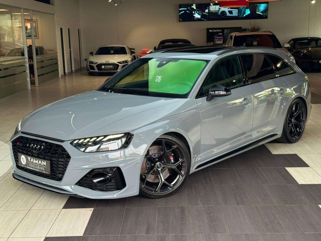 Audi RS4