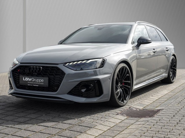 Audi RS4