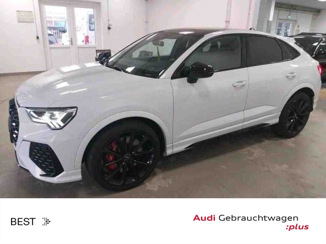 Audi RSQ3