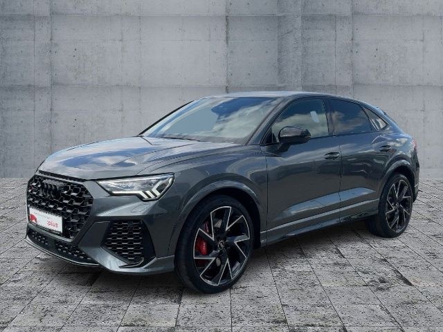Audi RSQ3