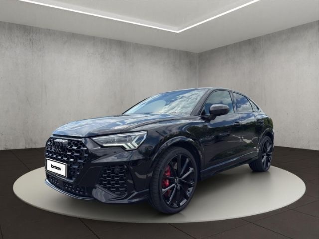 Audi RSQ3