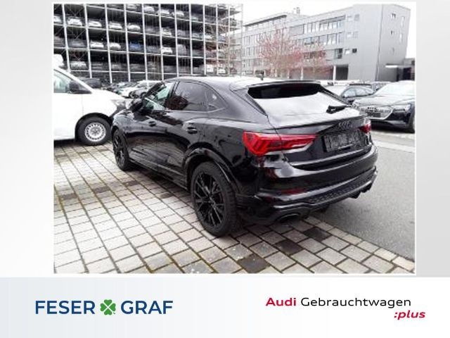 Audi RSQ3