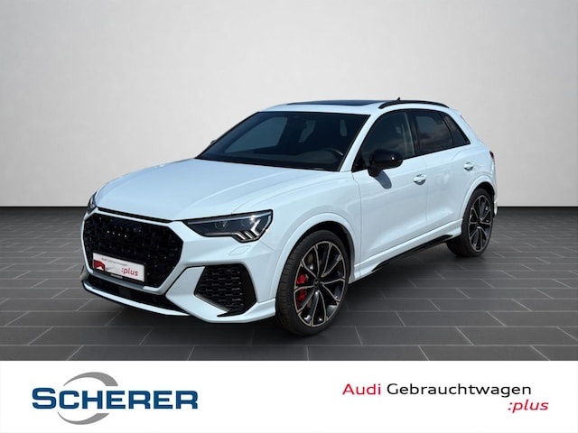 Audi RSQ3