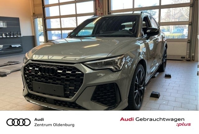 Audi RSQ3