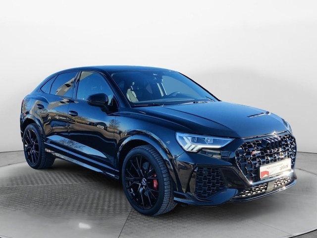 Audi RSQ3