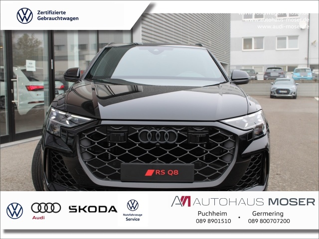 Audi RSQ8
