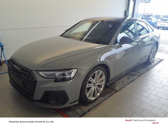 Audi S8