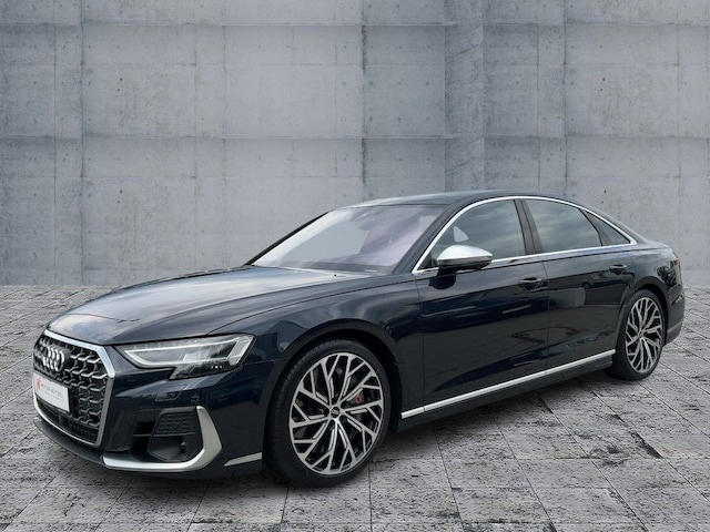 Audi S8