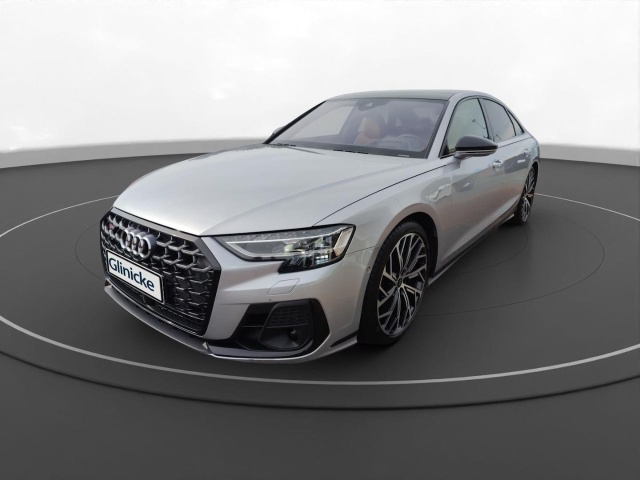 Audi S8