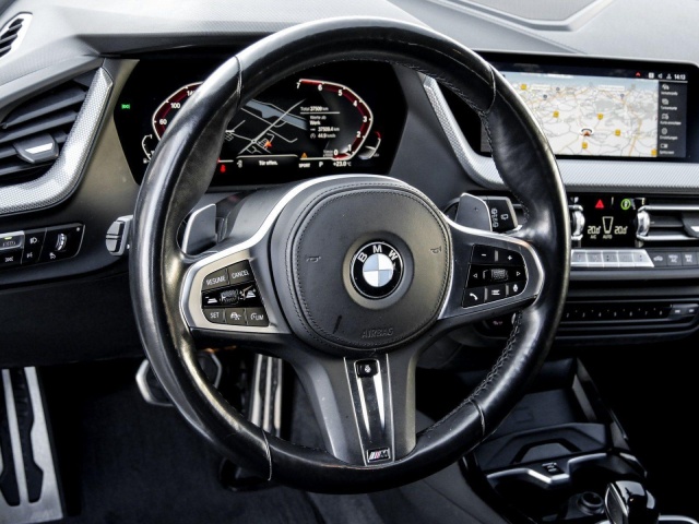 BMW 128