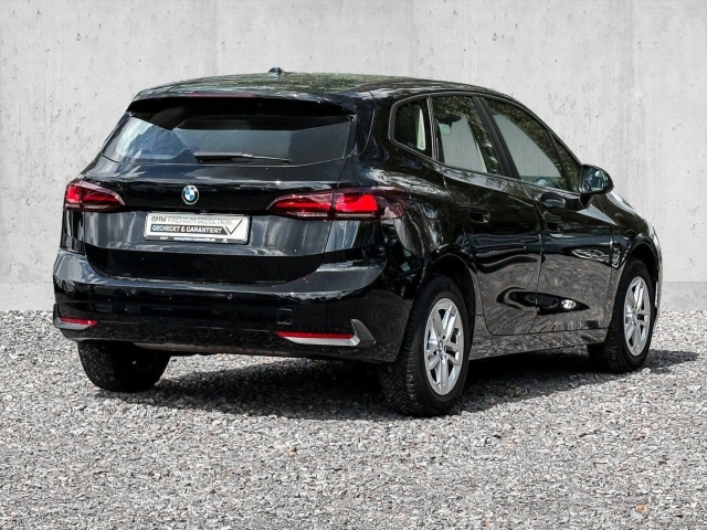 BMW 216