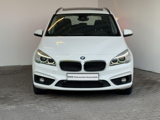 BMW 218