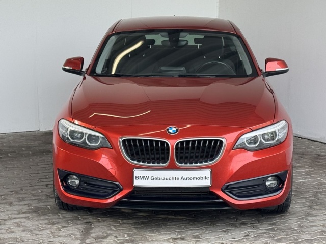 BMW 218