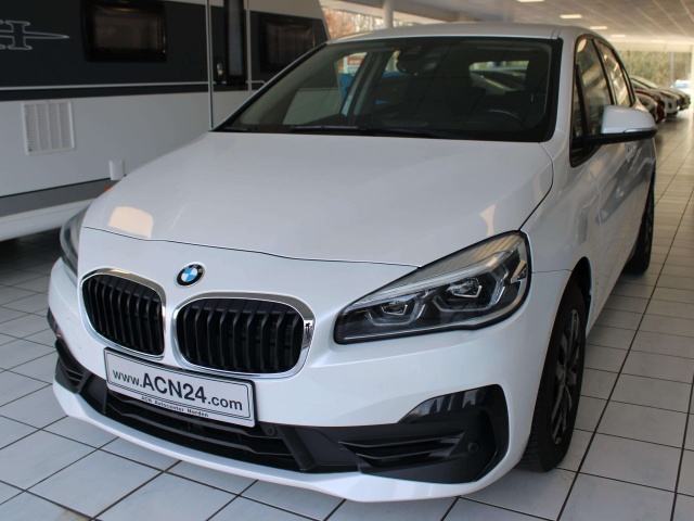 BMW 218