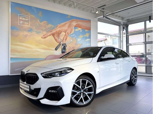 BMW 218