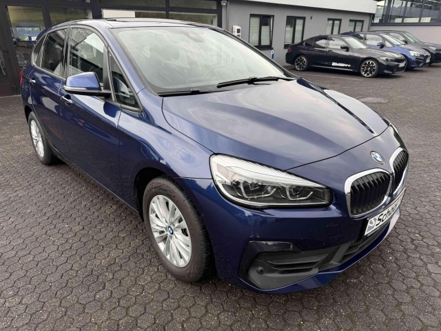 BMW 218