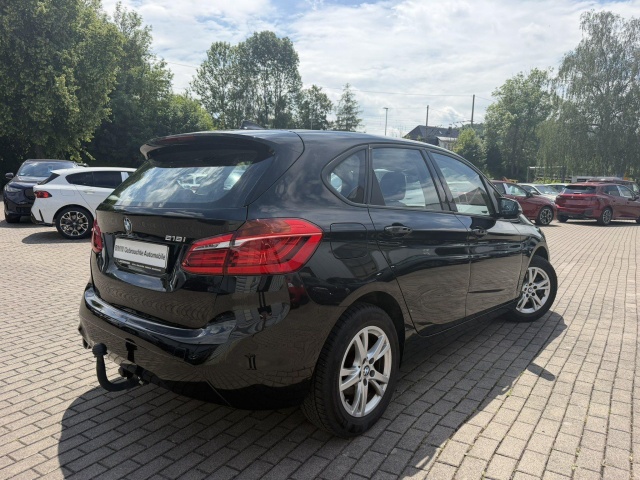 BMW 218