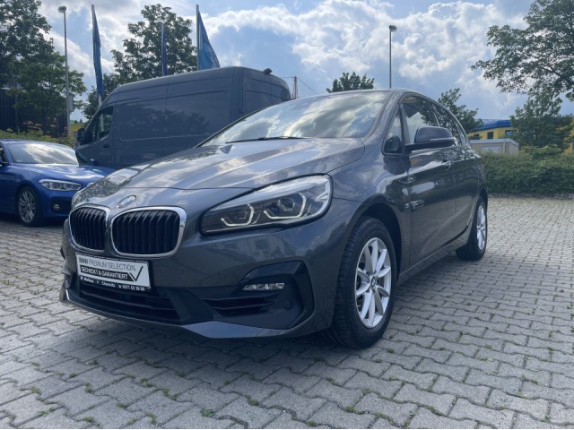 BMW 218