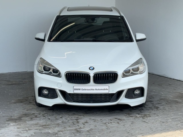 BMW 220