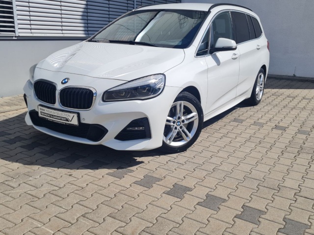 BMW 220