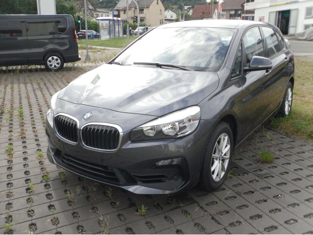 BMW 220