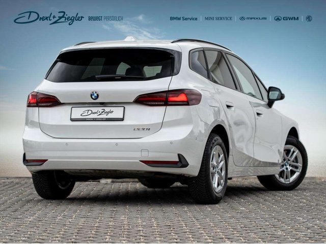 BMW 220