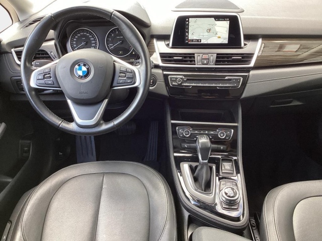 BMW 220