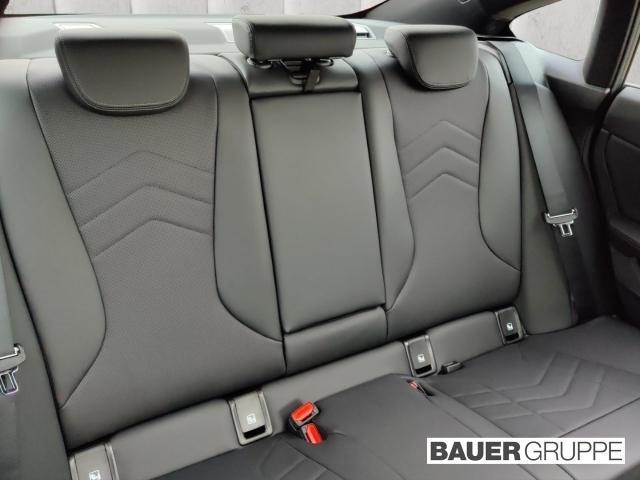 BMW 223