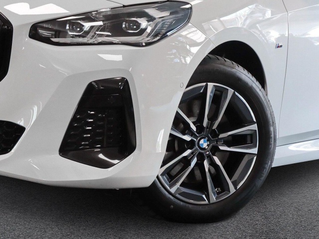 BMW 223